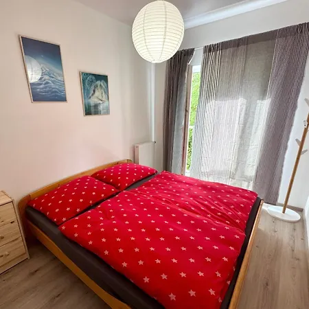 U Letiste V Praze 아파트 Tuchomerice