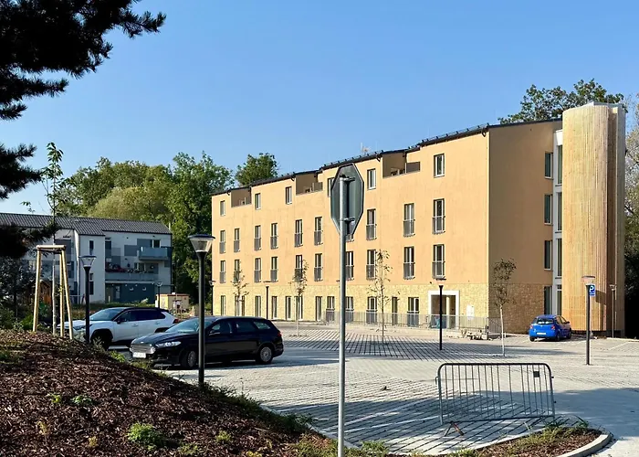 U Letiste V Praze Tuchomerice